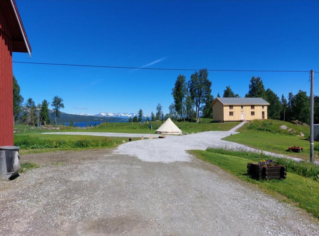 Villmarksgard Camping Hotel Hattfjelldal Екстериор снимка